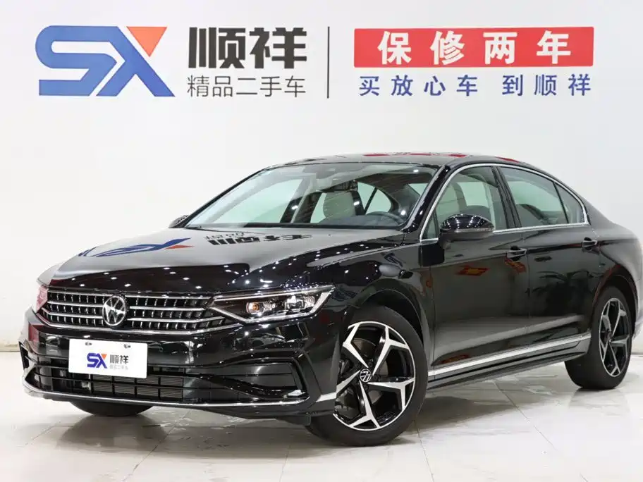 Volkswagen Magotan 2025