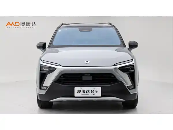 NIO ES8 2021