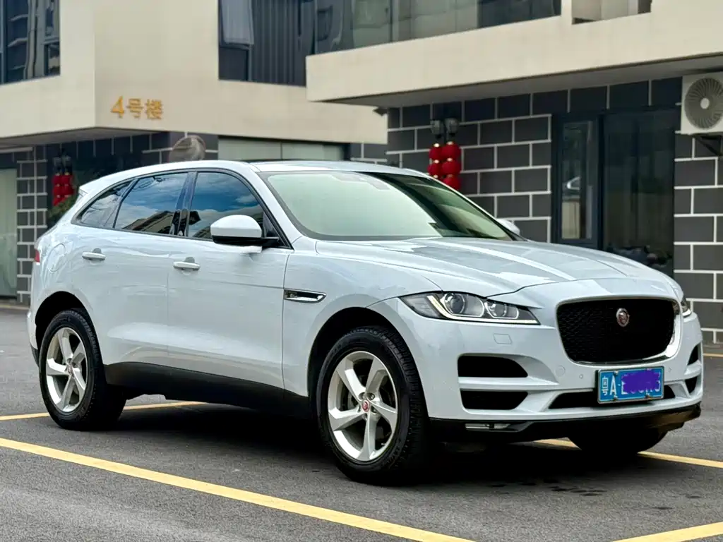 Jaguar F-PACE 2016 — фото 3