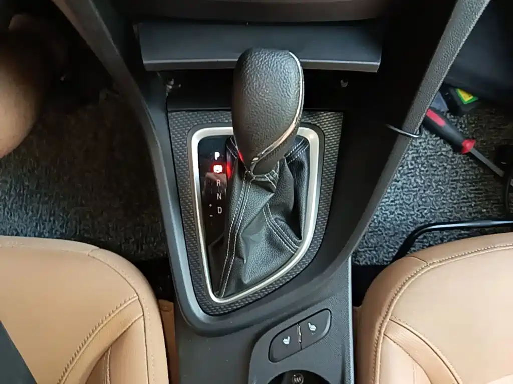 Buick Excelle 2018 — фото 14