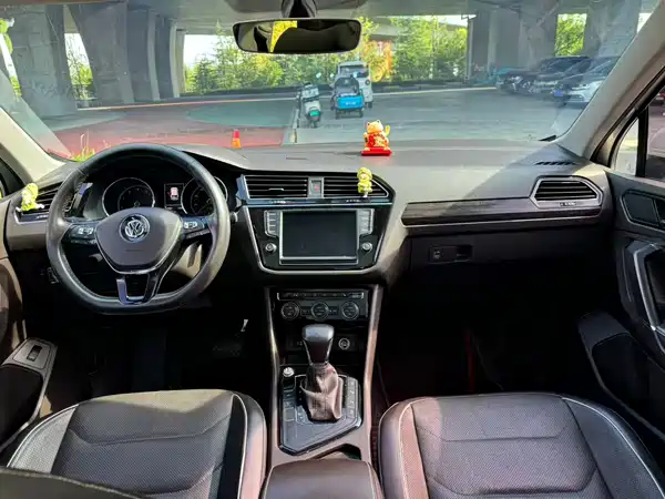 Volkswagen Tiguan L 2017