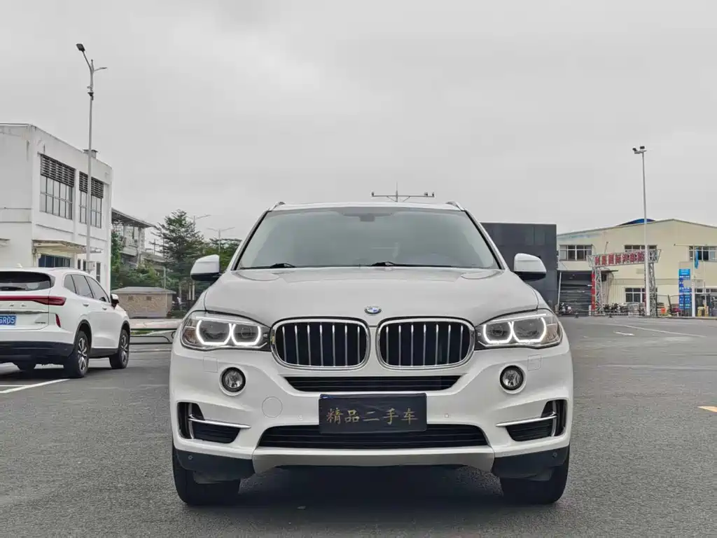 BMW X5 2018 — фото 2