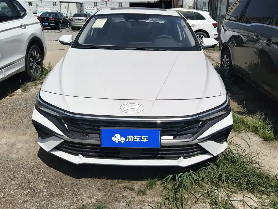 Hyundai Elantra 2026