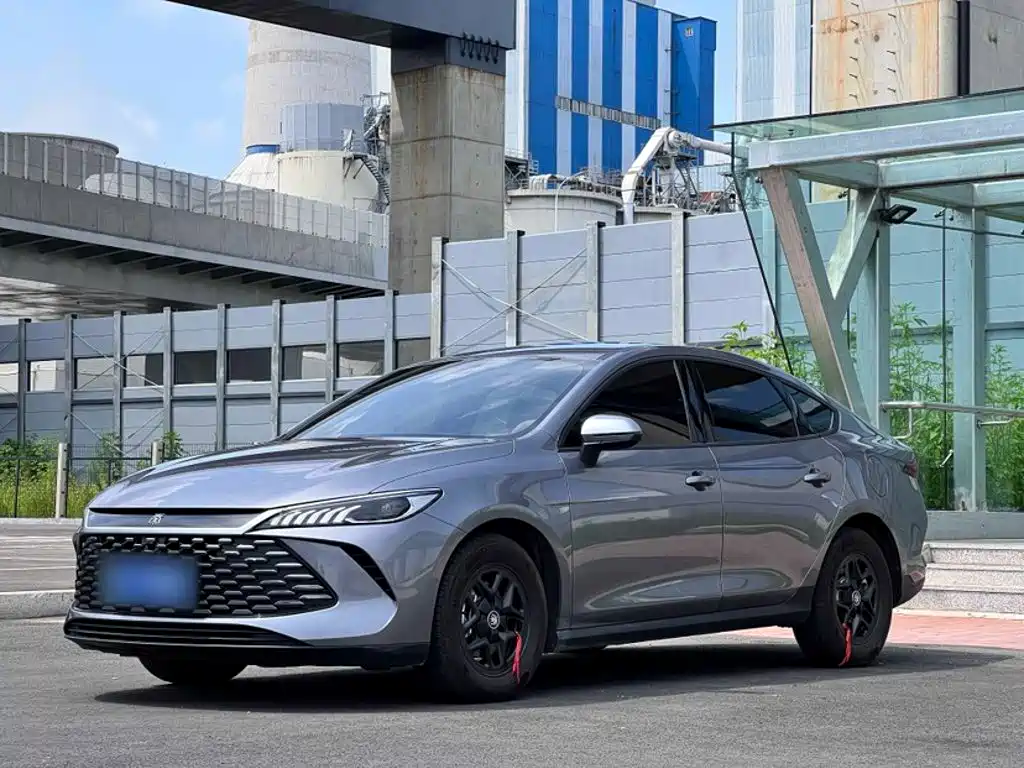 BYD Qin PLUS 2025 — фото 2