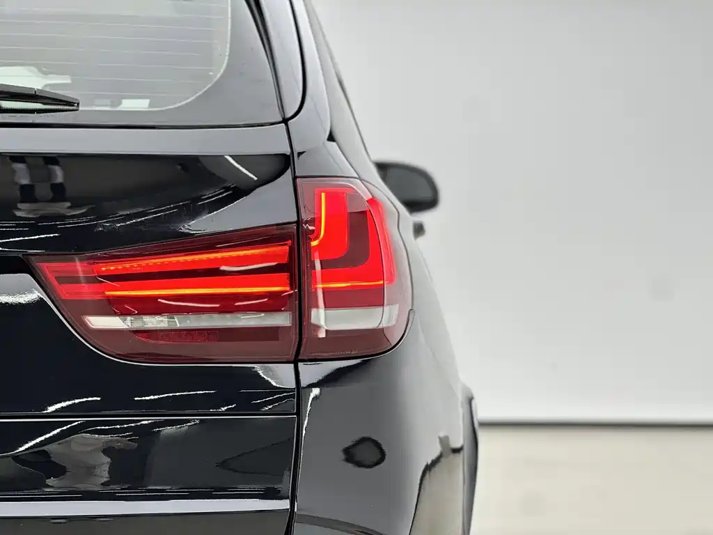 BMW X5 2014 — фото 16