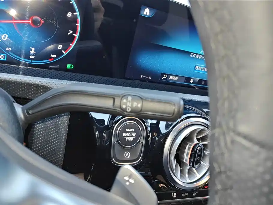 Mercedes-Benz A-Class 2023 — фото 16