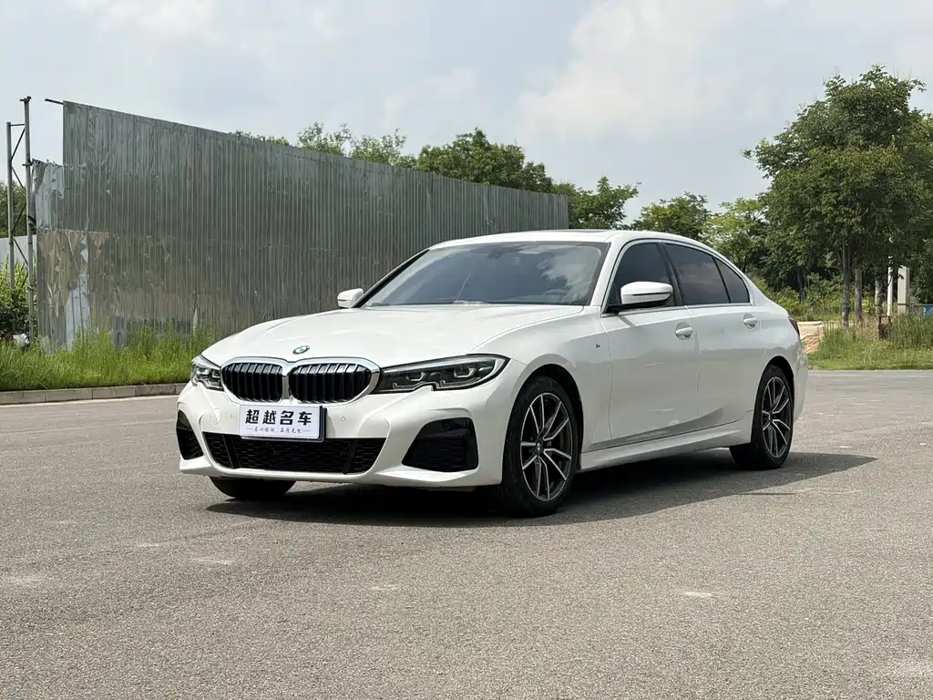 BMW 3 Series 2021