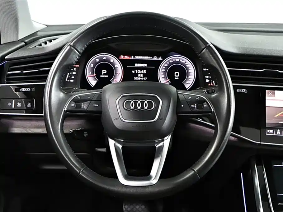 Audi Q7 2020 — фото 10