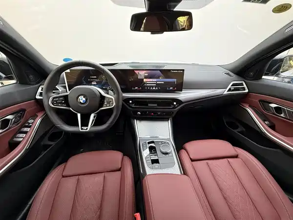 BMW 3 Series 2025