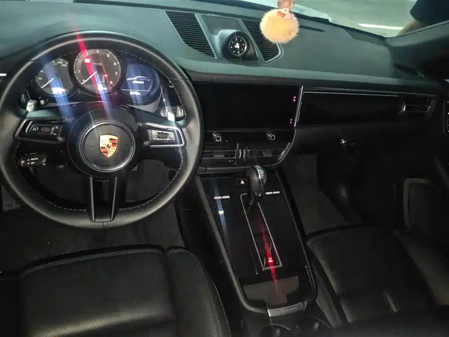 Porsche Macan 2023 — фото 12