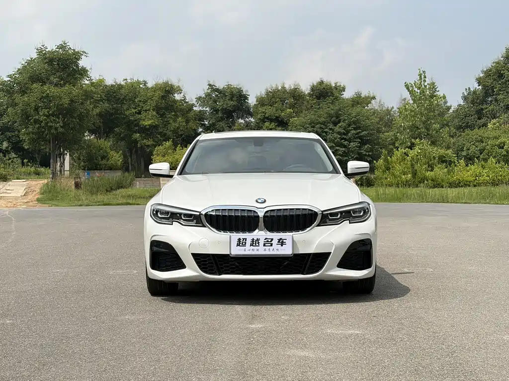 BMW 3 Series 2021