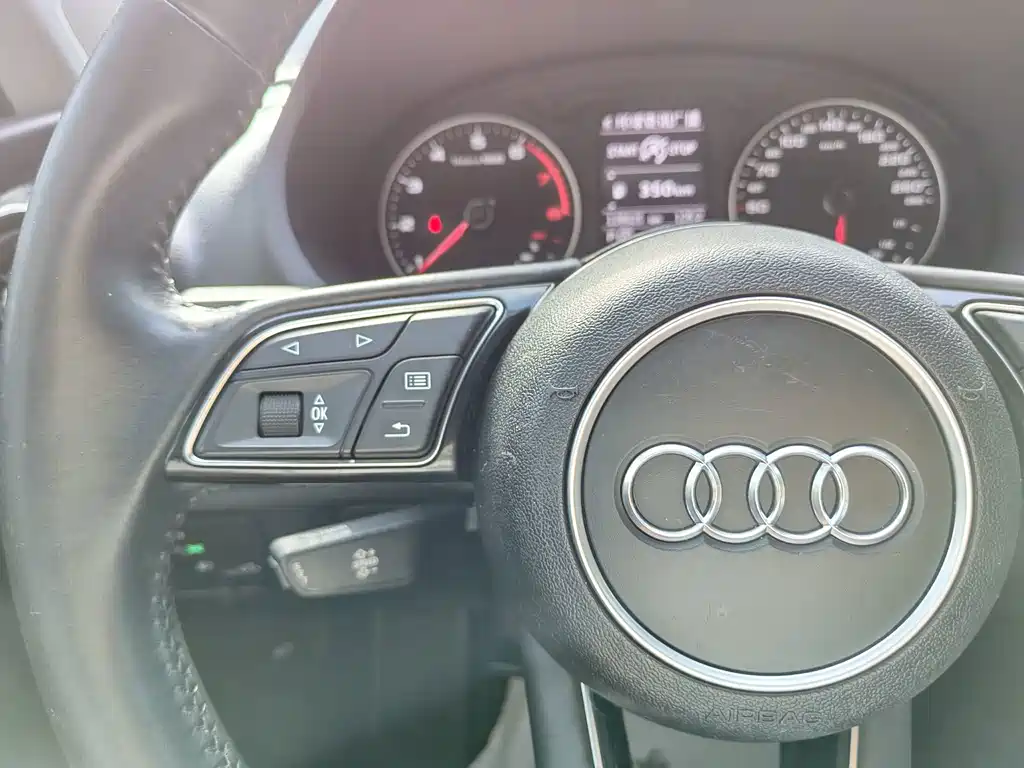 Audi A3 2020 — фото 17