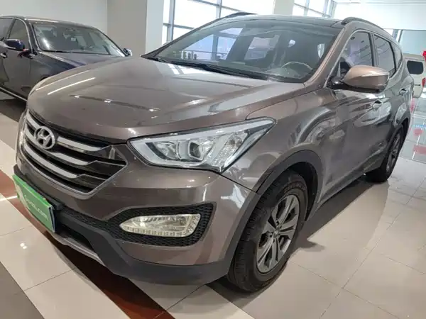 Hyundai Santa Fe 2015