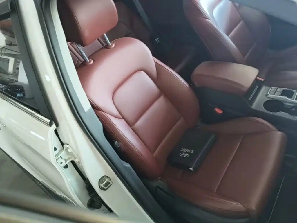 Hyundai Tucson 2015 — фото 25