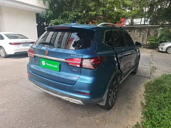 Roewe RX5 2017