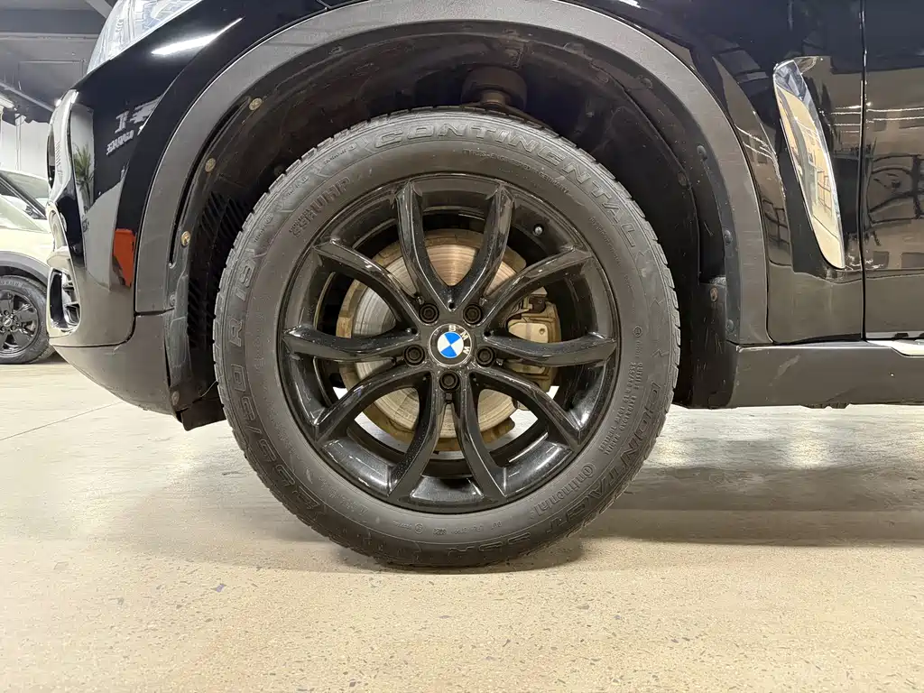 BMW X6 2016 — фото 24
