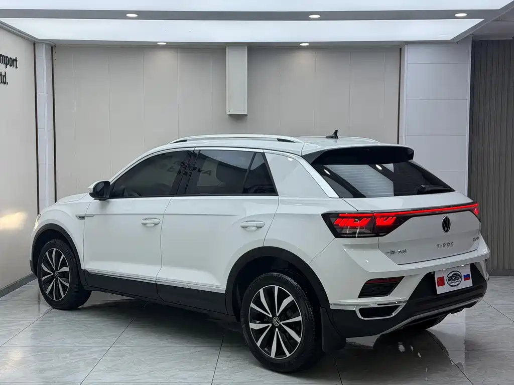 Volkswagen T-Roc 2023