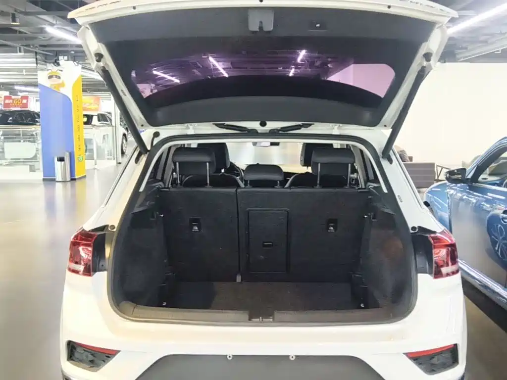 Volkswagen T-Roc 2021 — фото 19