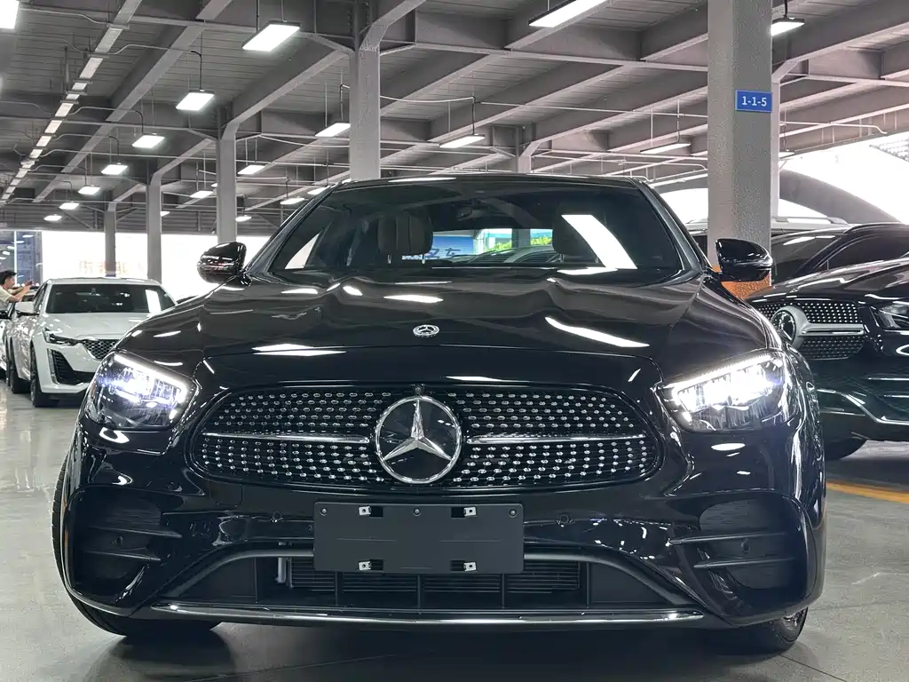Mercedes-Benz E-Class 2023 — фото 2