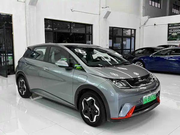 BYD Dolphin 2023