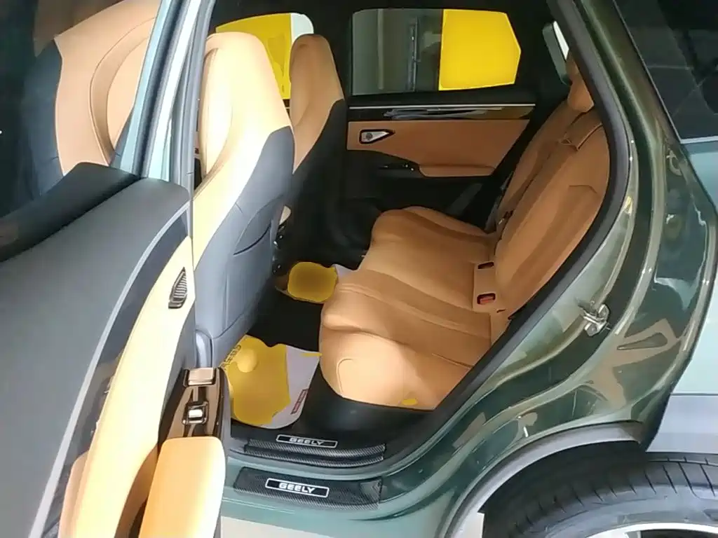 Geely Galaxy L7 2024 — фото 17
