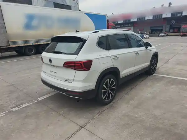 Volkswagen Tharu 2021
