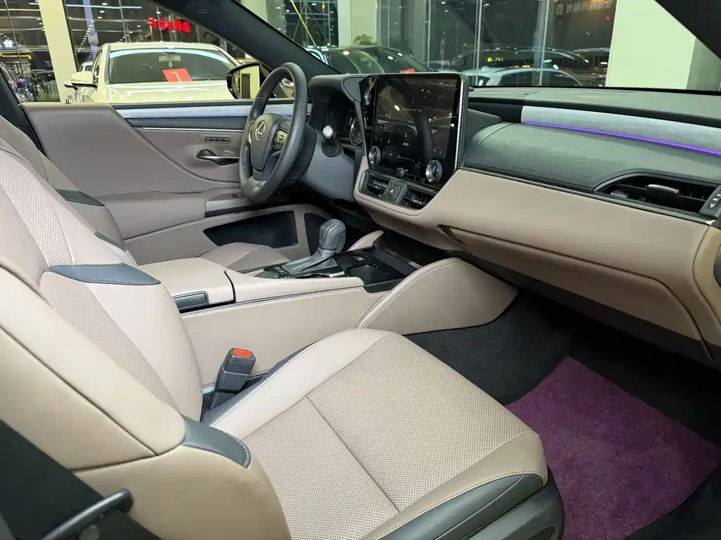 Lexus ES 2025 — фото 15