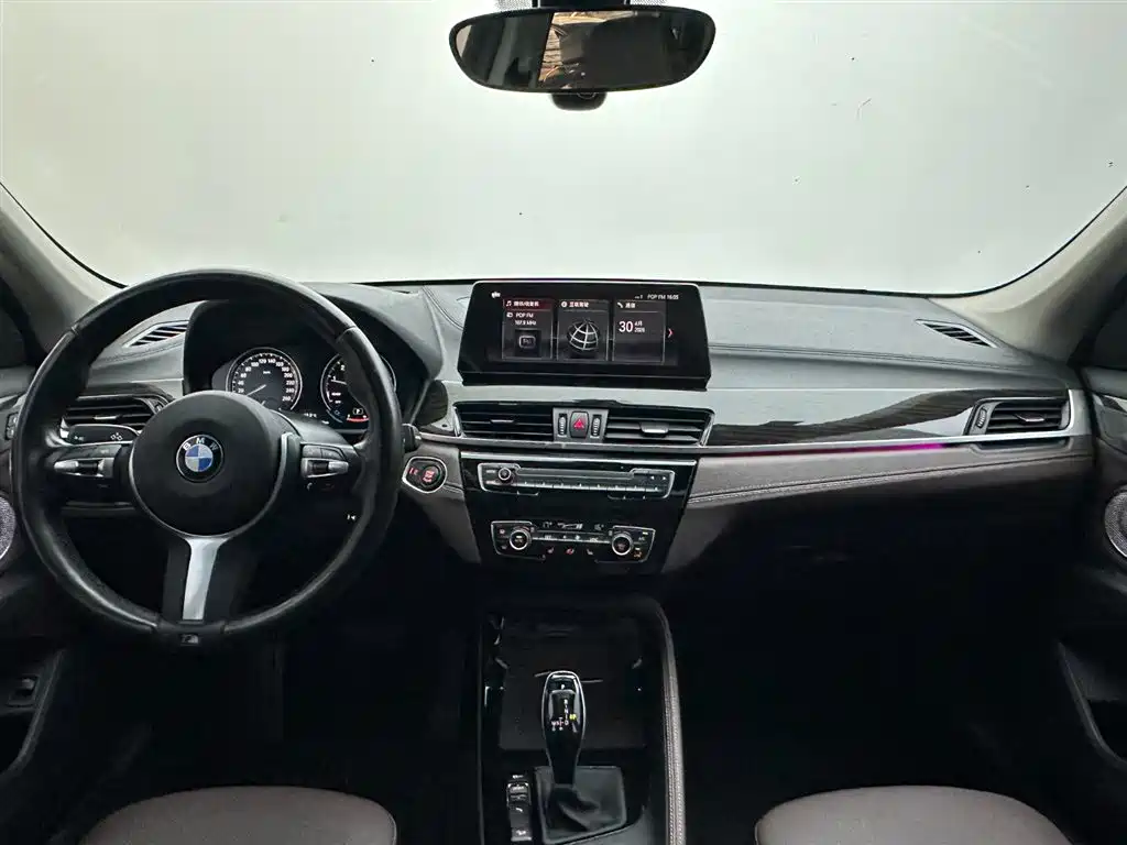 BMW X1 2021 — фото 7