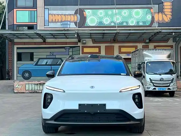 NIO ES6 2024