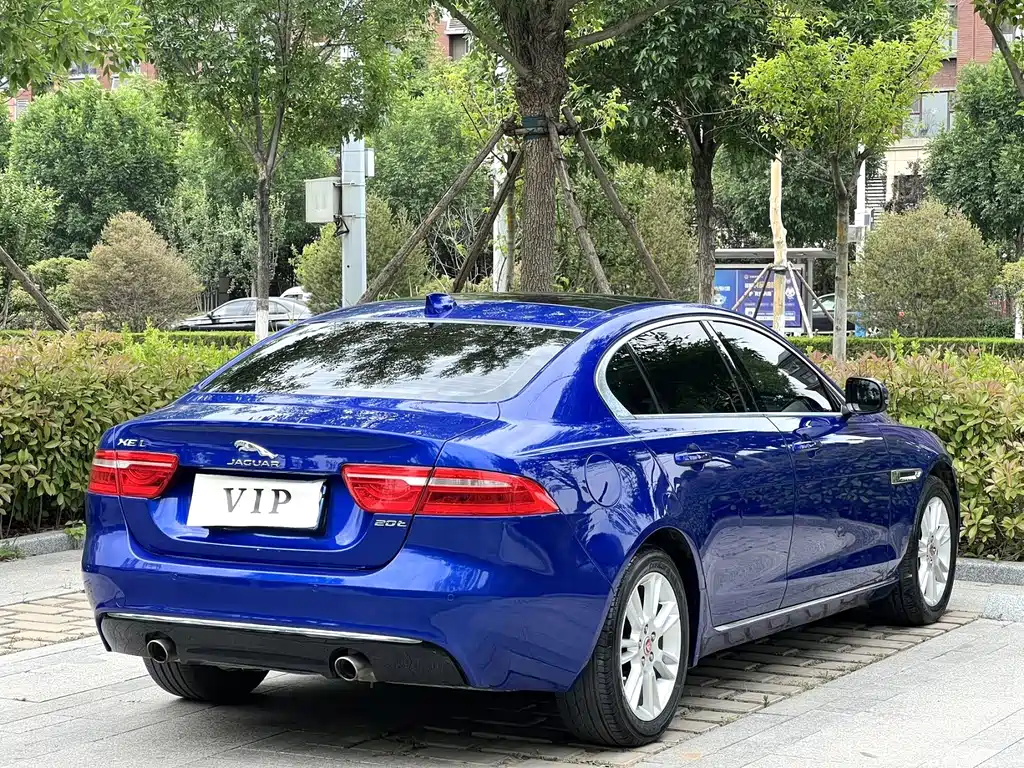 Jaguar XEL 2018 — фото 4