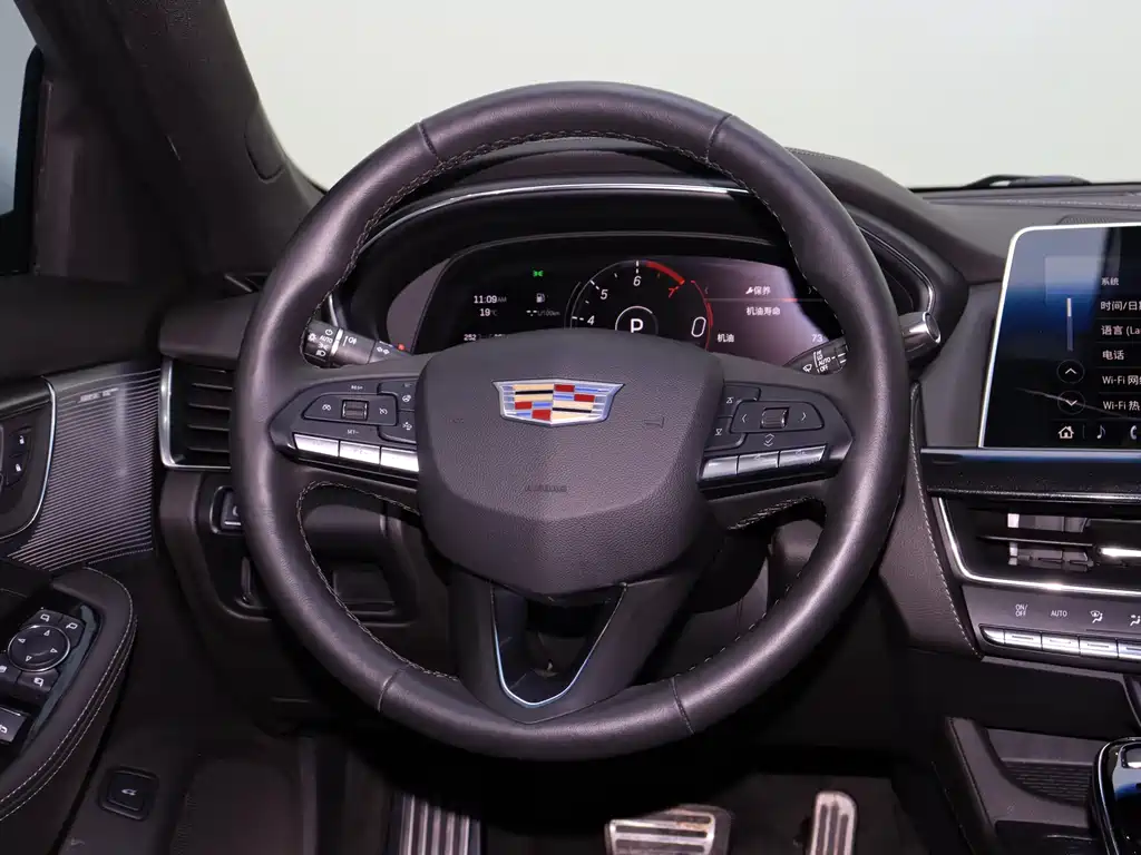 Cadillac CT5 2023 — фото 19