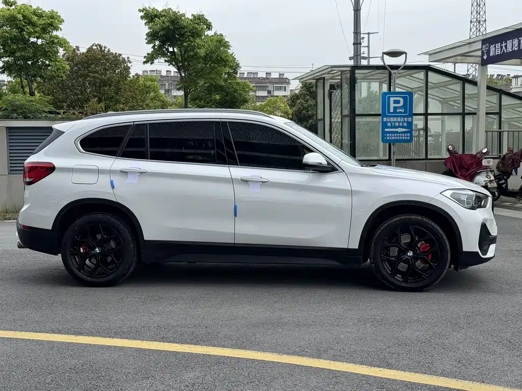 BMW X1 2023 — фото 24