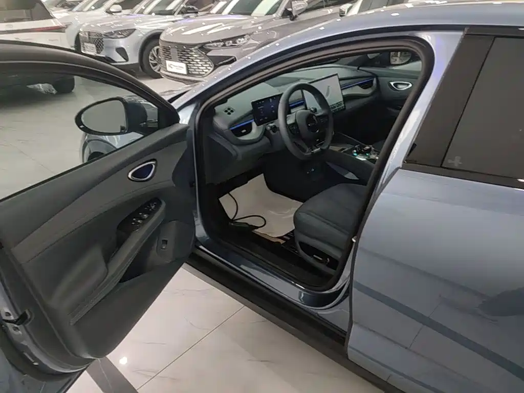BYD Seal 06GT 2025 — фото 16