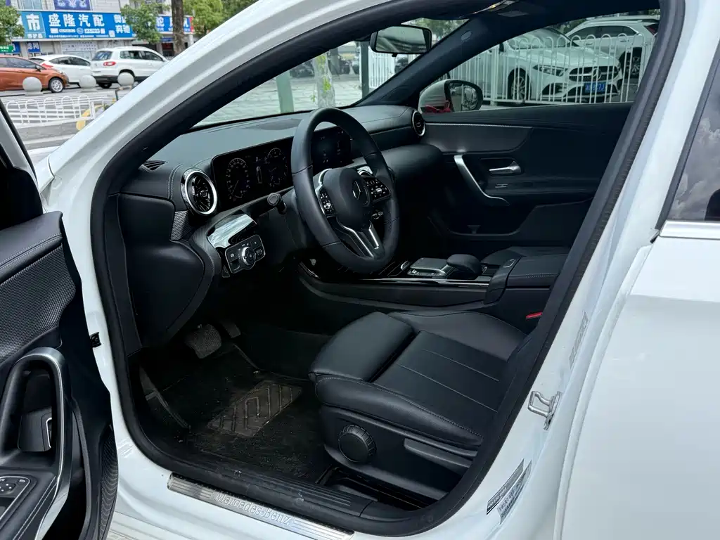 Mercedes-Benz A-Class 2023