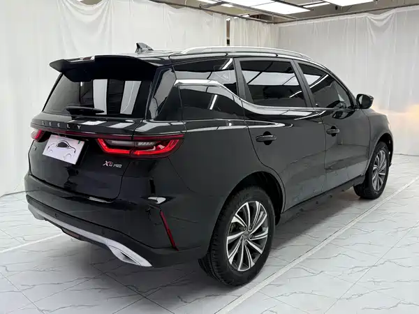 Geely Vision X6 2022
