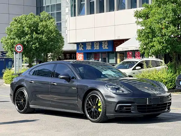 Porsche Panamera New Energy 2019