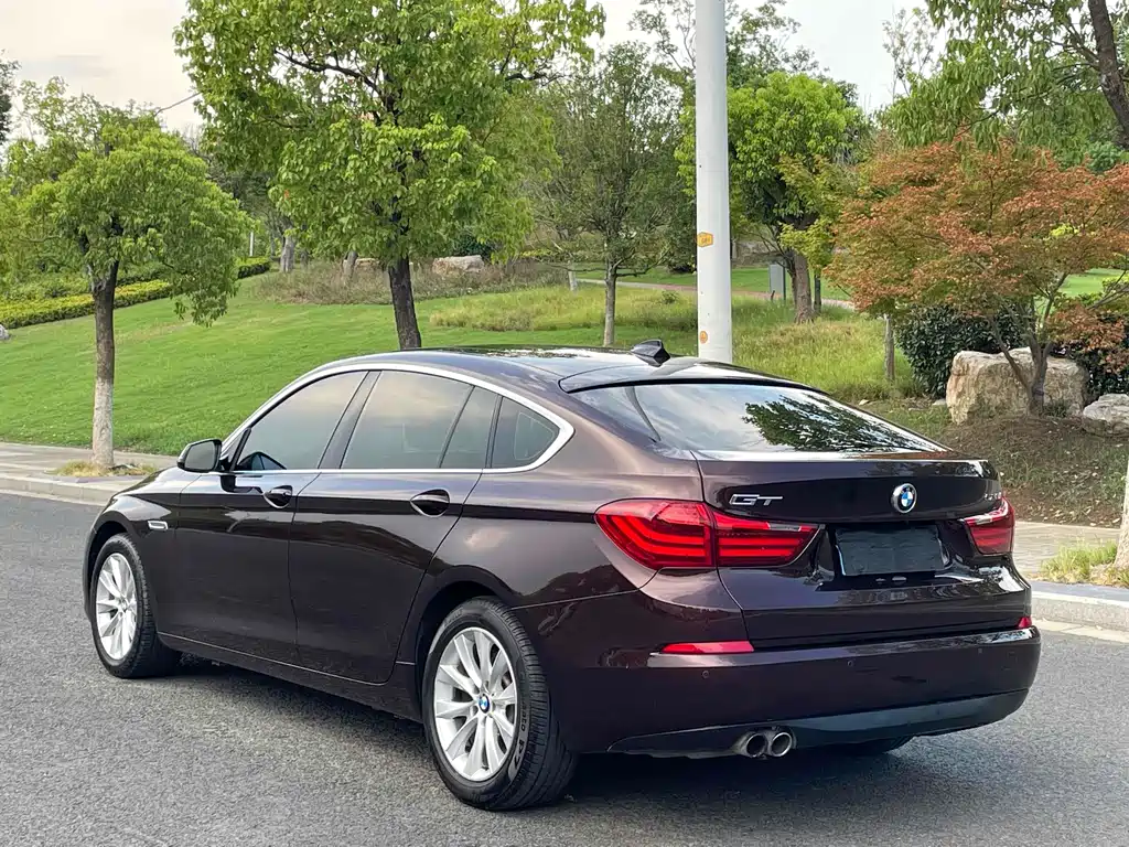 BMW 5 Series GT 2015 — фото 5