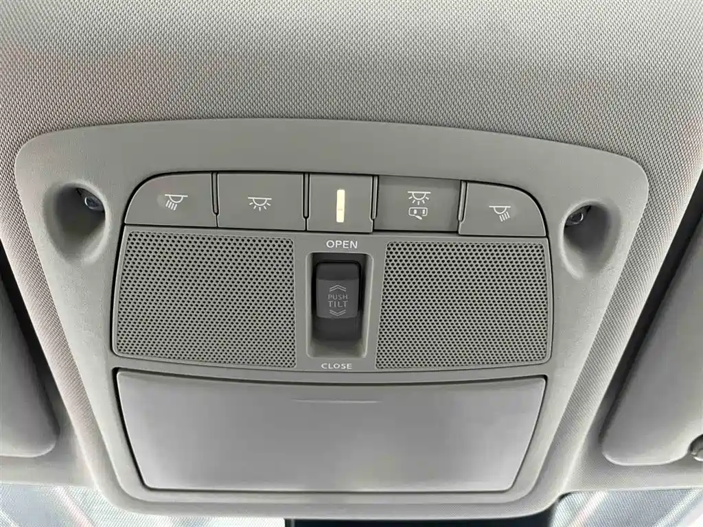 Nissan X-Trail 2025 — фото 14