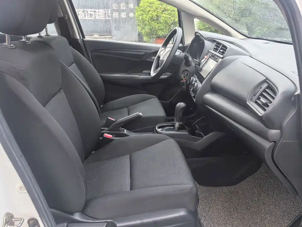 Honda Fit 2014 — фото 10