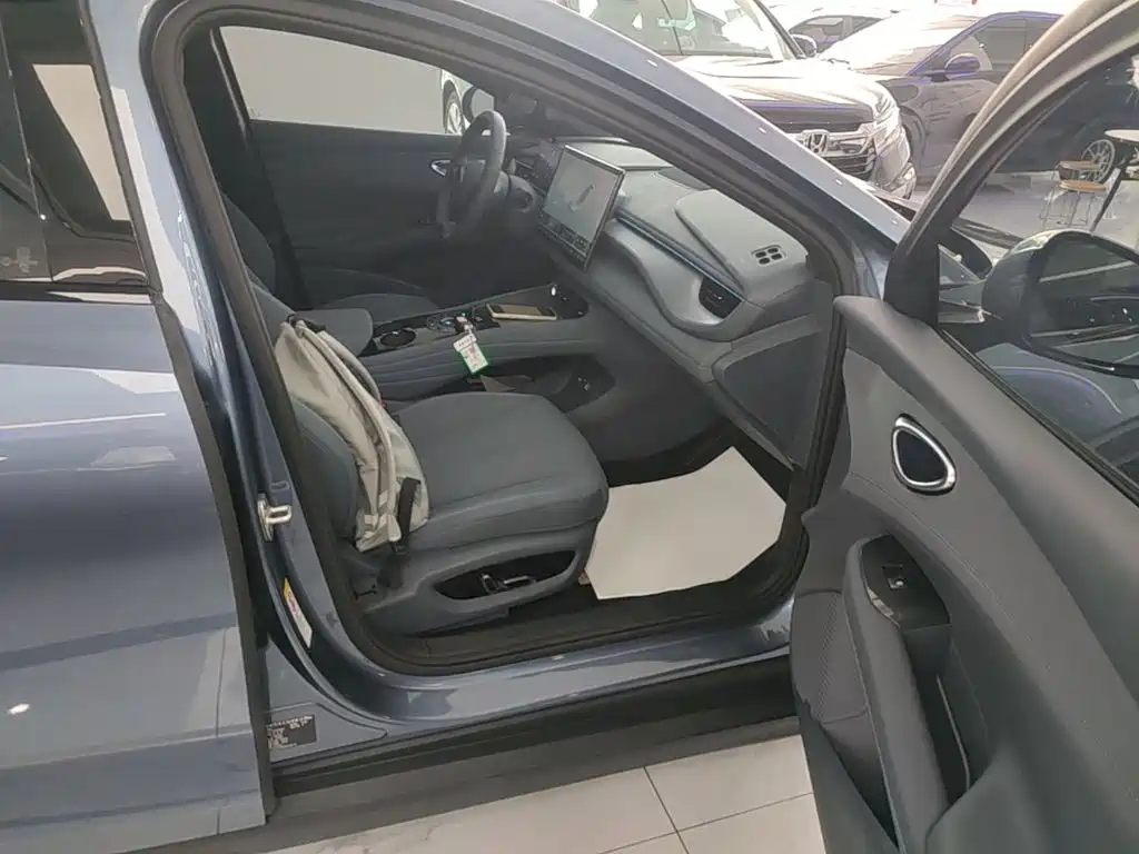 BYD Seal 06GT 2025 — фото 25