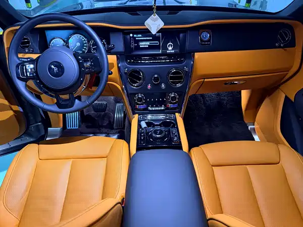 Rolls-Royce Cullinan 2023