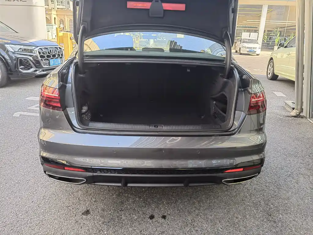 Audi A4L 2023
