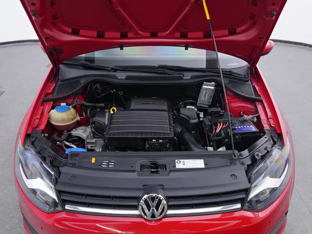 Volkswagen Polo 2017 — фото 19