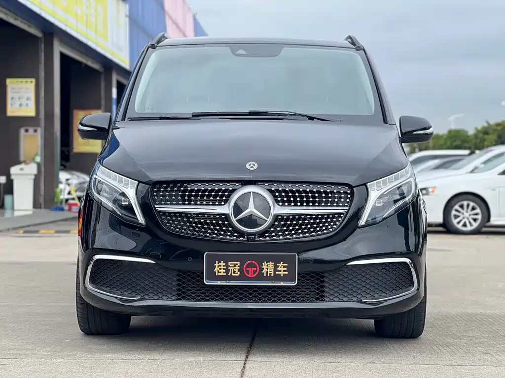 Mercedes-Benz V-Class 2022 — фото 3