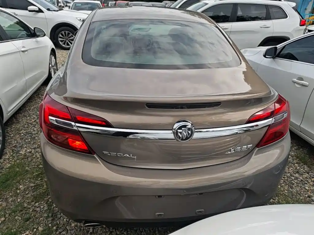 Buick Regal 2015 — фото 6