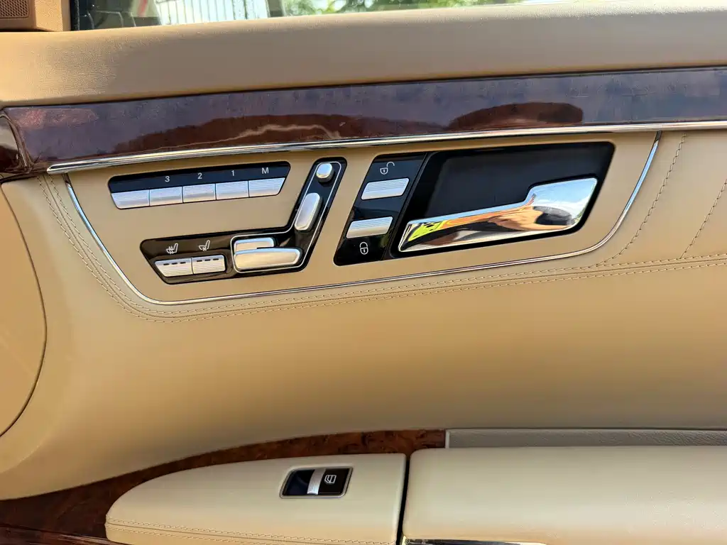 Mercedes-Benz S-Class 2010 — фото 34