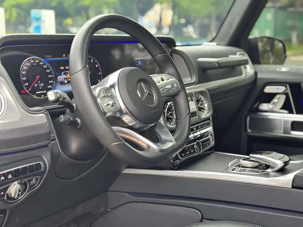 Mercedes-Benz G-Class 2022 — фото 15