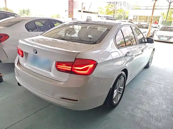 BMW 3 Series 2017