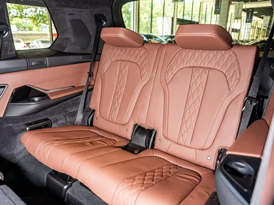 BMW X7 2023 — фото 17