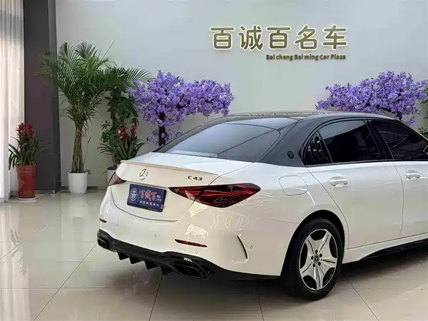 Mercedes-Benz C-Class 2022
